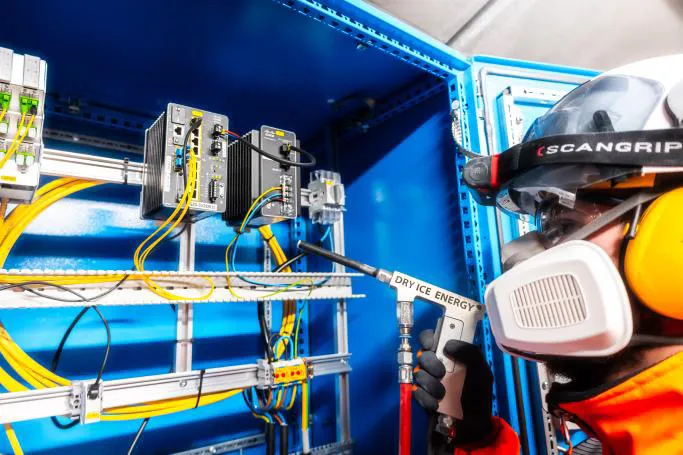 Control Cabinet Cleaning