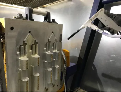 Tool and Mold Cleaning