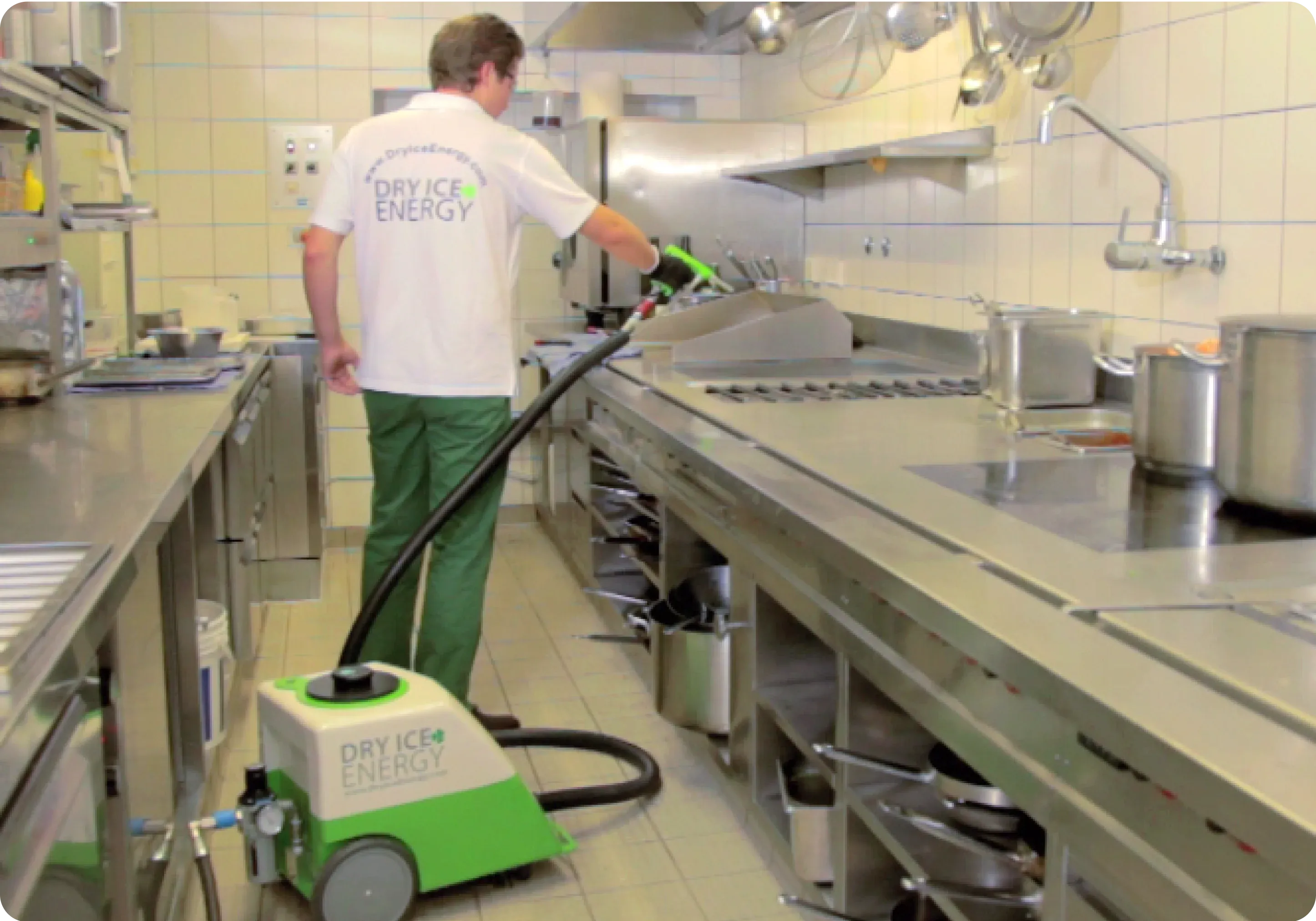 Attrezzature per gastronomia pulite con ghiaccio secco